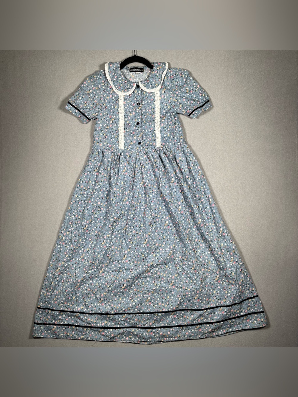 Scarlet Darkness Dress Prairie Cottagecore Youth 12 Blue Floral Pioneer
